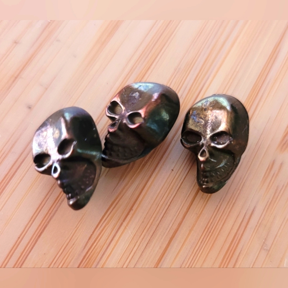 3 Bronze Skull Buttons!